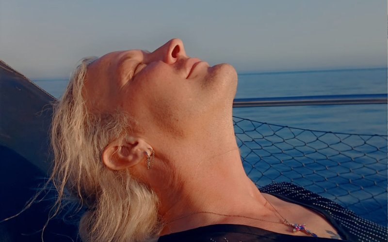 Relax on Chamuel Private boat Hire
